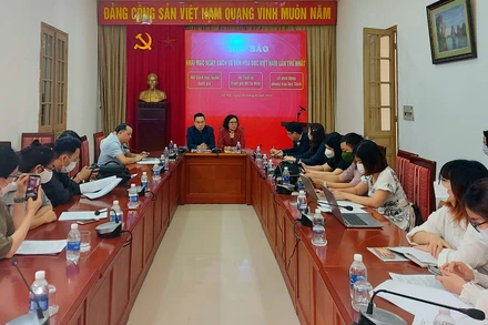 Quang cảnh họp báo.