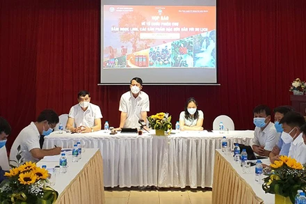Quang cảnh buổi họp báo về tổ chức phiên chợ sâm Ngọc Linh, các sản phẩm đặc hữu gắn với du lịch.