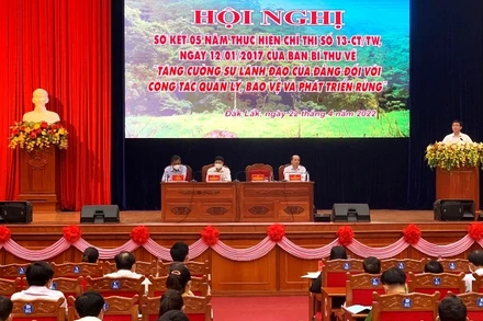 Bí thư Tỉnh ủy Đắk Lắk Nguyễn Đình Trung phát biểu chỉ đạo tại Hội nghị.