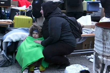 Người tị nạn Ukraine tại cửa khẩu biên giới Medyka, Ba Lan. (Ảnh: IOM)