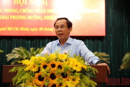Đồng chí Nguyễn Văn Nên, Ủy viên Bộ Chính trị, Bí thư Thành ủy Thành phố Hồ Chí Minh, phát biểu kết luận hội nghị.