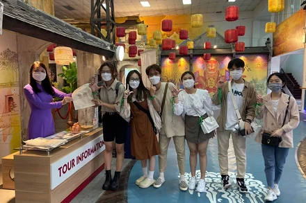 Hà Nội đang triển khai nhiều biện pháp để thu hút khách du lịch sau khi mở cửa đón khách trở lại.