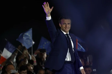 Tổng thống Pháp Emmanuel Macron giành chiến thắng trong cuộc bầu cử tổng thống năm 2022, tiếp tục nhiệm kỳ thứ hai liên tiếp. (Ảnh: Reuters)