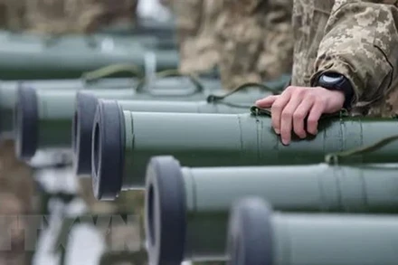 Quân nhân Ukraine tại lễ chuyển giao các thiết bị quân sự và vũ khí hạng nặng tại Kiev, ngày 15/11/2018. (Ảnh: Getty Images/TTXVN)