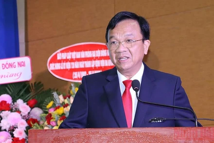 Giám đốc Bệnh viện đa khoa Đồng Nai Ngô Đức Tuấn phát biểu tại lễ kỷ niệm.