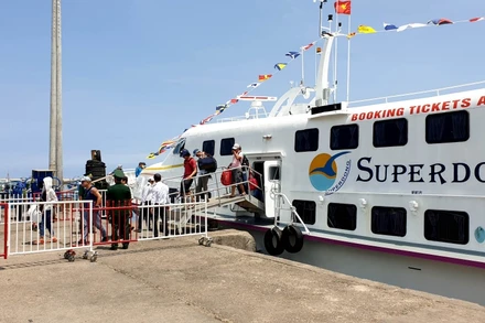 Đảo Phú Quý là một trong những điểm đến của Bình Thuận đang thu hút du khách trong cả nước.