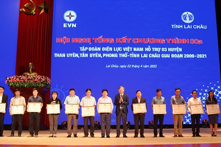 Trong 13 năm qua, tổng kinh phí triển khai Chương trình 30a mà EVN đã thực hiện là 980,2 tỷ đồng.