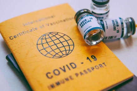 Bảo đảm tiến độ cấp “hộ chiếu vaccine”