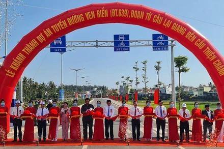 Lễ khánh thành tuyến đường ven biển trên địa bàn thị xã Hoài Nhơn, tỉnh Bình Định.