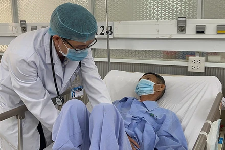 Hiện bệnh nhân T.V.S. tỉnh, sinh tồn ổn định.