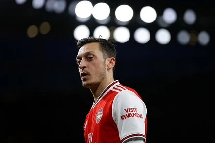 Mesut Oezil chuẩn bị rời Arsenal sau 8 năm gắn bó. (Ảnh: Getty Images) 