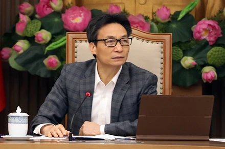 Phó Thủ tướng Vũ Đức Đam phát biểu chỉ đạo tại buổi họp. (Ảnh: VGP)