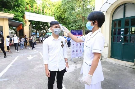 Các nhà trường tiếp tục cần thực hiện nghiêm túc công tác phòng chống dịch Covid-19