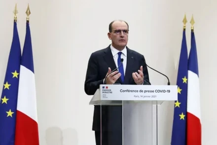 Thủ tướng Pháp không loại trừ khả năng tái phong tỏa nếu tình hình dịch bệnh tiếp tục xấu. (Ảnh: Le Monde)