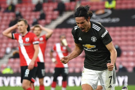 Cavani trong trận thắng 3-2 trước Southampton hôm 29-11. (Ảnh: ESPN)