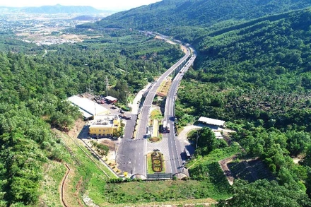 Khánh thành hầm đường bộ Hải Vân 2