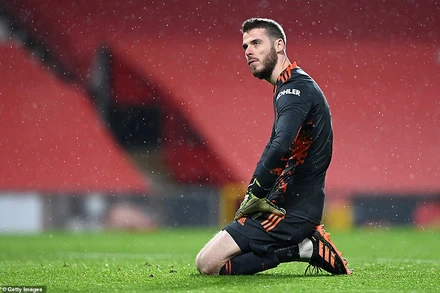 De Gea mắc lỗi trong cả hai bàn thua trước Sheffield. (Ảnh: Getty Images)