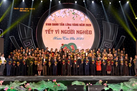 Nghệ An vinh danh những tấm lòng vàng vì cộng đồng năm 2020 và Tết vì người nghèo Xuân Tân Sửu 2021.