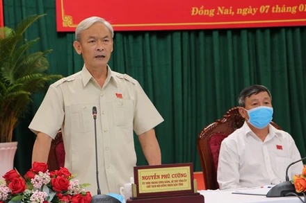 Đồng chí Bí thư Tỉnh ủy Đồng Nai Nguyễn Phú Cường phát biểu ý kiến tại hội nghị.