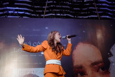 Phùng Khánh Linh ra mắt MV “Chỉ còn lại hai ta”