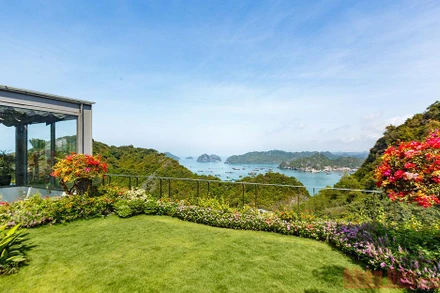 Phong cảnh Cát Bà nhìn từ Flamingo resort (đảo Cát Bà, Hải Phòng). Ảnh: Flamingo resort.