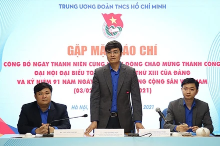 Bí thư thường trực T.Ư Đoàn Bùi Quang Huy - đại diện Ban Tổ chức “Ngày thanh niên cùng hành động” cung cấp thông tin đến các cơ quan, đơn vị thông tấn, báo chí.
