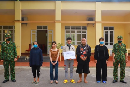 Các đối tượng và nạn nhân trong vụ án hình sự tổ chức đưa người xuất cảnh trái phép sang Trung Quốc.