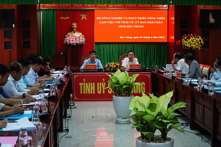 Quang cảnh buổi làm việc của Bộ NN-PTNT với lãnh đạo tỉnh Sóc Trăng.