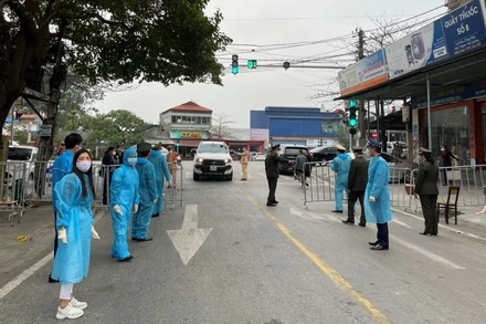 Chốt kiểm soát dịch Covid-19 trên địa bàn huyện Kim Thành trong thời gian thực hiện Chỉ thị 16 của Thủ tướng Chính phủ.