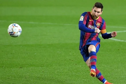 Messi là cầu thủ duy nhất trong lịch sử La Liga ghi được ít nhất 20 bàn trong 13 mùa giải liên tiếp. (Ảnh: Getty Images)