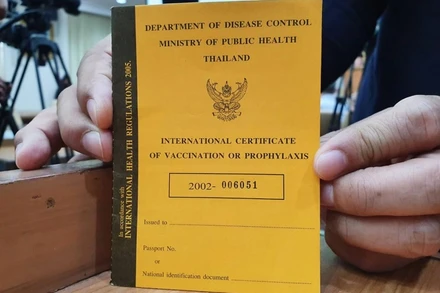 Bộ Y tế Thái Lan công bố một mẫu hộ chiếu vaccine Covid-19 – ý tưởng đang được kỳ vọng nhằm vực dậy ngành du lịch của nước này. (Ảnh: Bộ Y tế Thái Lan)
