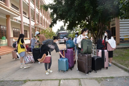 Bệnh viện dã chiến Long Định, nơi cách ly y tế tập trung của tỉnh Tiền Giang.