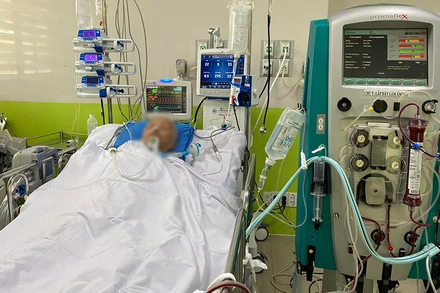 BN1536 tiếp tục điều trị bệnh nền tại Bệnh viện Chợ Rẫy. (Ảnh: BVCC)