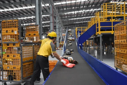 Bưu điện Việt Nam đưa vào vận hành hệ thống chia chọn bưu phẩm tự động tại miền trung.