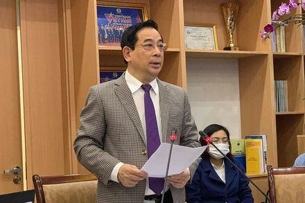 Thầy thuốc nhân dân, PGS, TS Lương Ngọc Khuê phát biểu tại buổi hội thảo.