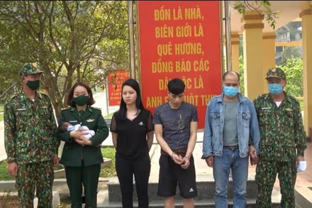 Các đối tượng buôn bán trẻ em qua biên giới bị lực lượng Biên phòng bắt giữ.