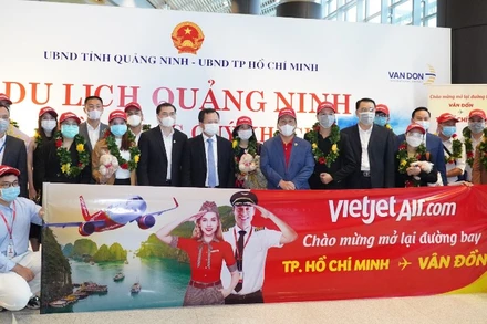 Sân bay Vân Đồn mở cửa trở lại đón chuyến bay Vietjet đầu tiên