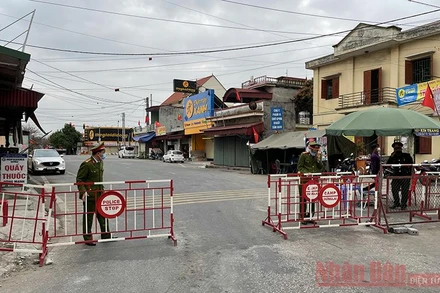 Chốt kiểm dịch Quý Cao (Tứ Kỳ) điểm tiếp giáp giữa tỉnh Hải Dương và TP Hải Phòng