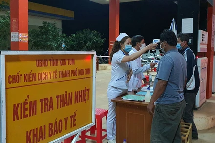 Chốt kiểm tra phòng, chống dịch Covid-19 đặt tại Trạm Kiểm soát Sao Mai, xã Hòa Bình, TP Kon Tum tạm dừng hoạt động từ 17 giờ ngày 2-3.