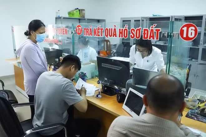 Việc người dân cung cấp, xác thực thông tin góp phần xây dựng nền quản trị đất đai hiện đại, minh bạch, hiệu quả. Ảnh minh họa.