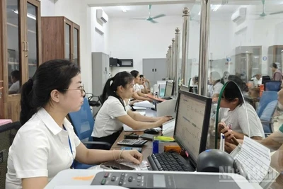 Trung tâm phục vụ hành chính công xã Yên Bình đi vào hoạt động với 13 cán bộ, công chức. 