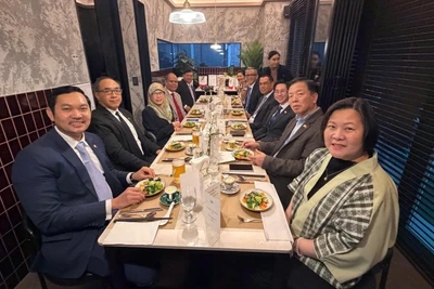 Đại sứ các nước thành viên ASEAN tại Hàn Quốc đã có buổi gặp gỡ cuối năm. (Ảnh do Đại sứ quán Việt Nam tại Hàn Quốc cung cấp)