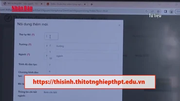 [Video] Thí sinh trúng tuyển đại học, cao đẳng bắt đầu xác nhận nhập học trên hệ thống chung