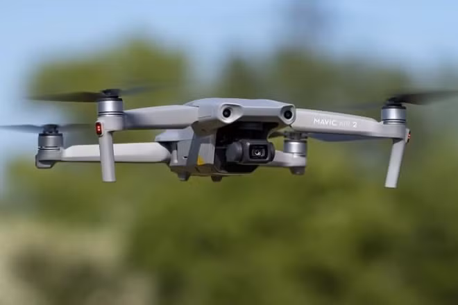 Nhiều chuyến bay cất-hạ cánh tại sân bay Đà Nẵng bị ảnh hưởng vì flycam hoạt động trái phép. (Ảnh minh họa).