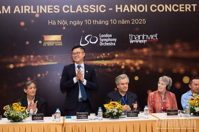 Chương trình Vietnam Airlines Classic-Hanoi Concert 2025 hứa hẹn sẽ là điểm nhấn nghệ thuật giàu cảm xúc cho khán giả Thủ đô trong mùa thu này.