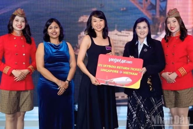 Hội nghị Phụ nữ Hàng không thế giới 2025 quy tụ nhiều chuyên gia hàng không quốc tế, kết nối thế hệ nữ lãnh đạo mới.
