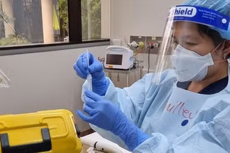 Nghiên cứu mới do Đại học Monash và Công ty công nghệ sinh học oNKo-Innate (Melbourne, Australia) thực hiện mở ra hướng đi đầy hứa hẹn cho công cuộc điều trị ung thư.