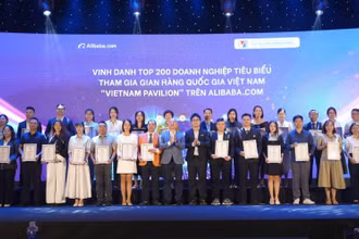 Đại diện của 200 doanh nghiệp tiêu biểu được lựa chọn tham gia Gian hàng quốc gia Việt Nam "Vietnam Pavilion" năm 2025.