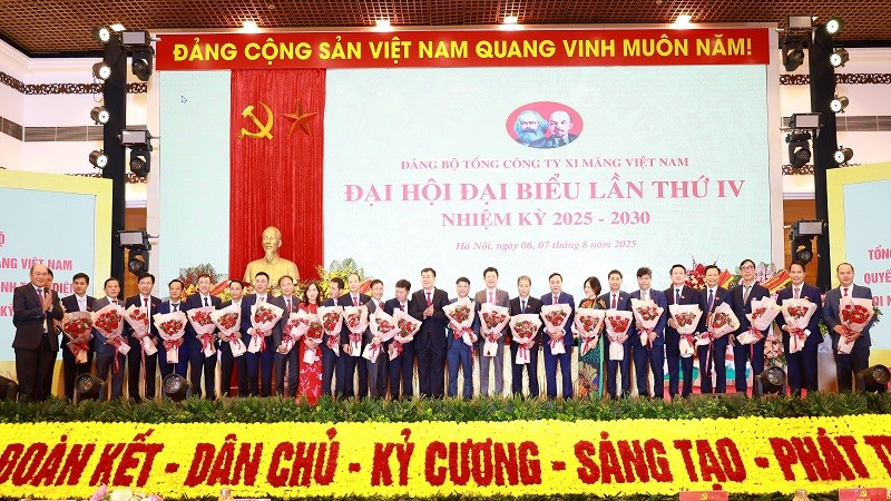 Ban Chấp hành Đảng bộ VICEM nhiệm kỳ 2025-2030. (Ảnh: Thu Huyền) anh-ra-mat-bch-moi-vicem.jpg