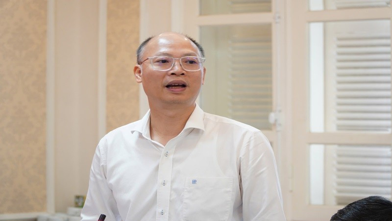 Vụ trưởng Khoa học công nghệ, Môi trường và VLXD Lê Trung Thành phát biểu tại hội nghị. (Ảnh: LAN HƯƠNG) anh-vu-truong-thanh.jpg